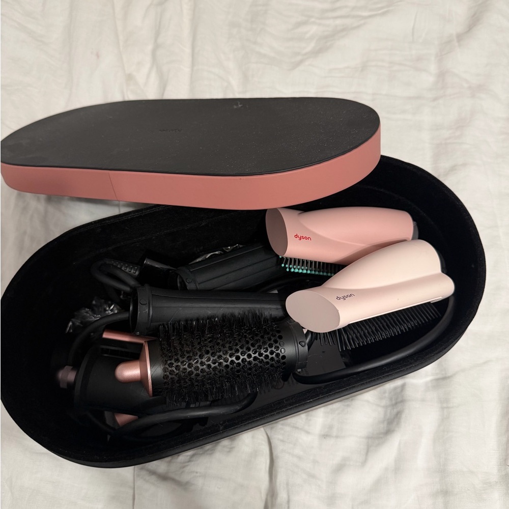 Dyson Hair Styling Set/ refurbished - Picture 3 of 7
